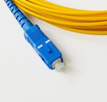 এসএম জি 652 ডি ফাইবার অপটিক প্যাচ কেবল এসসি এপিসি থেকে এসসি ইউপিসি 2.0 মিমি 3.0 মিমি