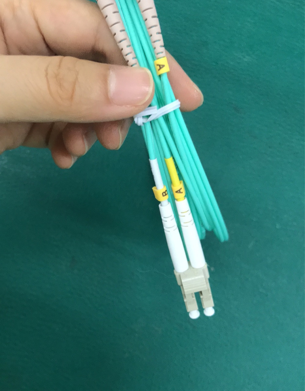 3.0mm OM3 ফাইবার অপটিক প্যাচ কর্ড 3 মিটার LC থেকে SC মাল্টিমোড ডুপ্লেক্স ফাইবার অপটিক প্যাচ কেবল