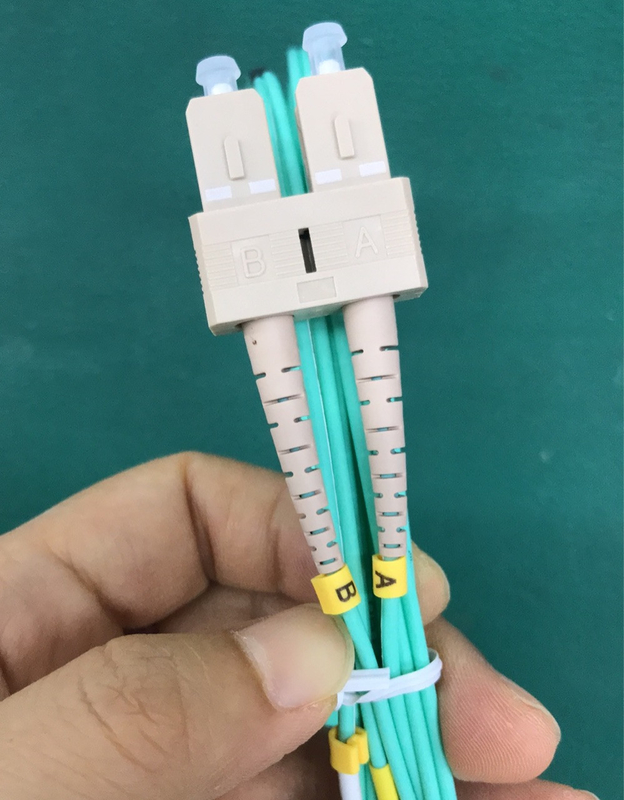 SC LC ফাইবার অপটিক প্যাচ কর্ড OM3 300 ডুপ্লেক্স LSZH জ্যাকেট অ্যাকোয়া রঙ