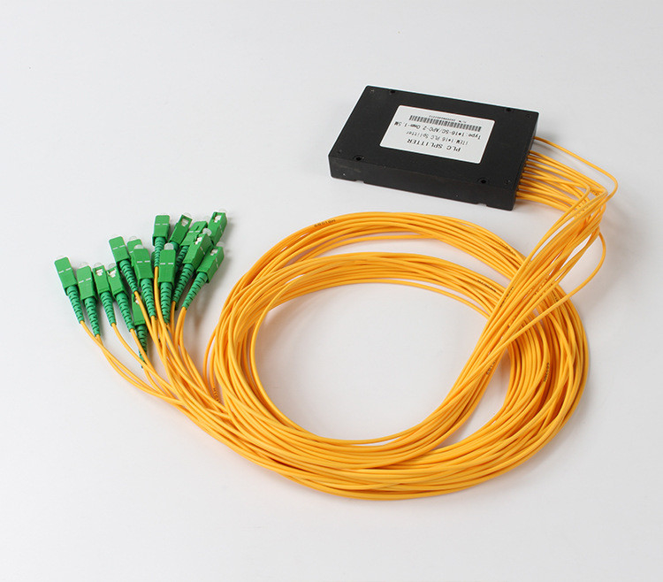 FTTX কেবল টেলিভিশনের জন্য SC APC 1x16 PLC ফাইবার স্প্লিটার অপটিক্যাল PLC স্প্লিটার