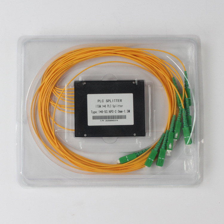 2.0MM ফাইবার অপটিক স্প্লিটার 1 X 8 PLC স্প্লিটার SC APC বক্স শাখা 1.5 মিটার