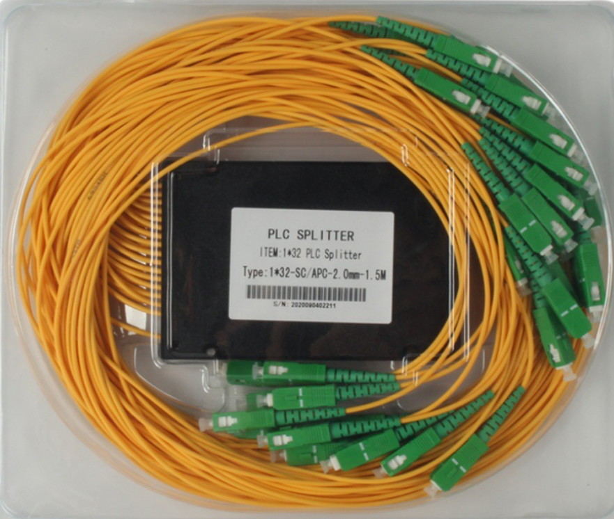 SC APC 1x32 স্প্লিটার অপটিক্যাল ফাইবার 2.0MM পিগটেলের জন্য 1260nm - 1650nm কাজের দৈর্ঘ্য