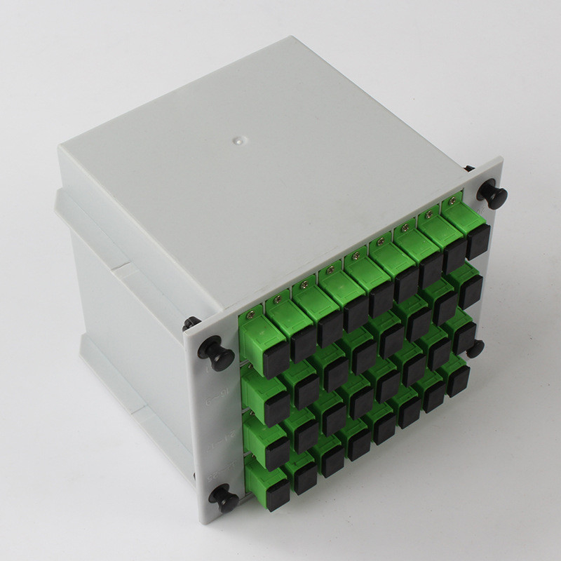 1X32 ফাইবার PLC স্প্লিটার SC APC সংযোগকারী 1310nm RL 55db ফাইবার 0.9mm